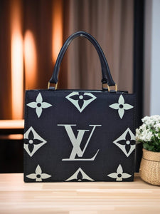 Stylish print hand bags